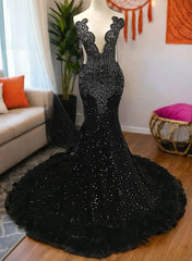 Black Mermaid Prom Dresses with Beaeded and Feathers