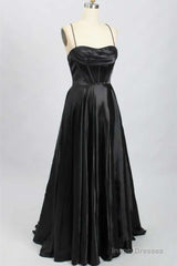 A-Line Black Sweetheart Lace-Up Prom Gown