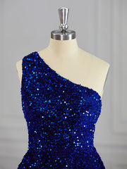 Homecoming Dresses Knee Length, A-line One-Shoulder Sequin Short/Mini Velvet Sequins Dress