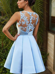 Party Dress Outfits, A-Line/Princess Bateau Short/Mini Satin Homecoming Dresses With Appliques Lace