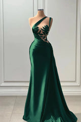 Long Prom Dress Sleeveless Strapless with Pleated Beadings