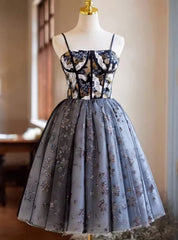 Black Tulle Sequins Embroidery Spaghetti Straps Homecoming Dress