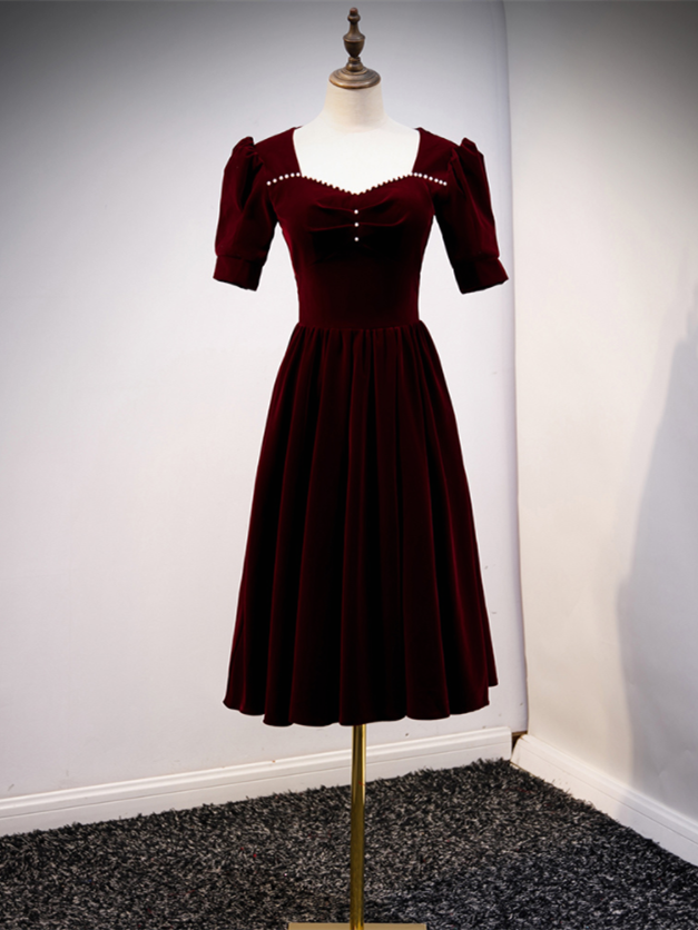 Burgundy Velvet Square Short Sleeve Pearls Prom Dress