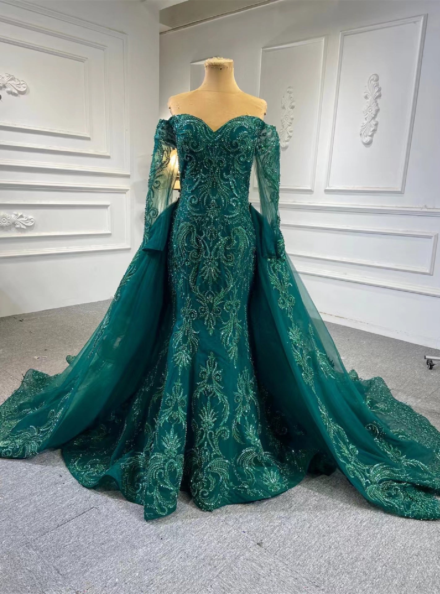 Dark Green Mermaid Tulle Appliques Beading Prom Dress