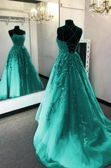 Elegant Mermaid Tulle Prom Dress With Appliques