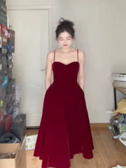 Gorgeous A line Spaghetti Straps Burgundy Velvet Evening Dress Prom Dresses Birthday Outfits