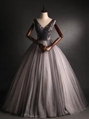 Gray Tulle V-neck Appliques Beading Sequins Quinceanera Dress