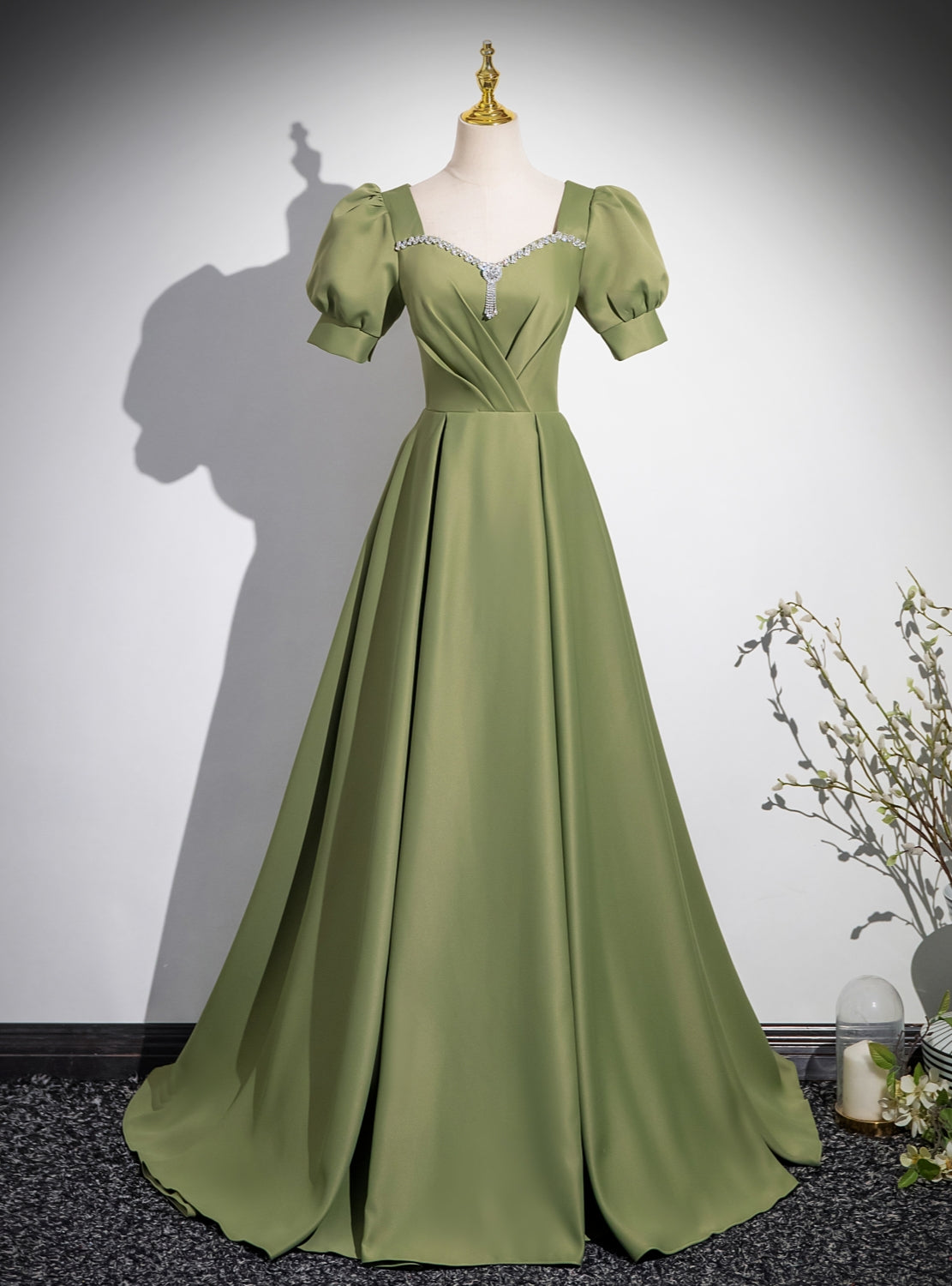 Green Satin Short Sleeve Pleats Prom Dress