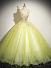 Green Tulle V-neck Appliques Quinceanera Dress