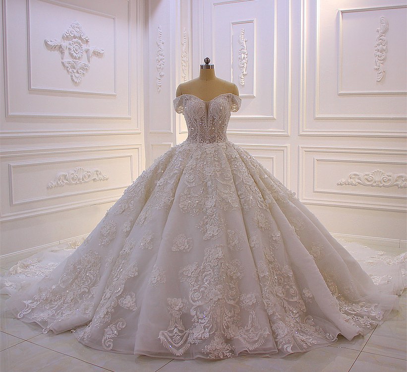 Wedding Dress Vintage Lace, Long Princess Sweetheart Off-the-Shoulder Backless Appliques Lace Ruffles Tulle Wedding Dress