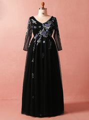 Plus Size Black Tulle Embroidery Long Sleeve V-neck Prom Dress