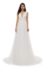 Wedding Dress Styling, V-Neck Beaded Lace Beaded Applique Tulle Wedding Dresses