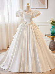 White Satin Puff Sleeve Backless Flower Wedding Dress