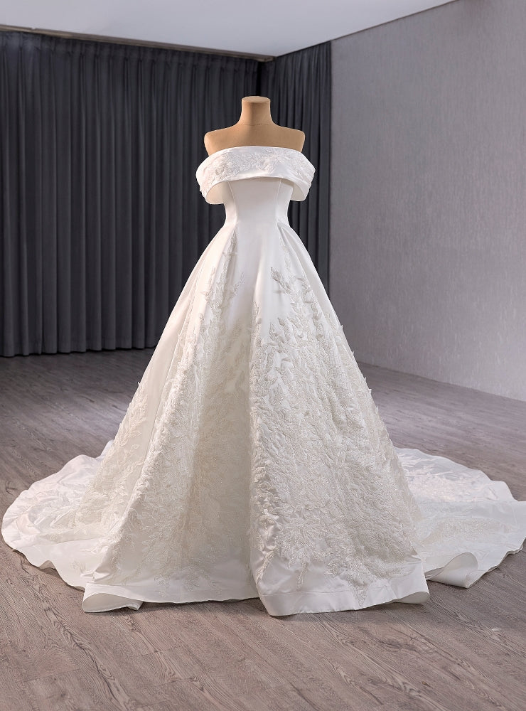 White Satin Strapless Lace Beading Wedding Dress