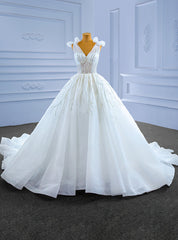 White Tulle V-neck Beading Sequins Wedding Dress