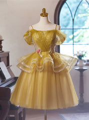 Yellow Sequins Tulle Spahghetti Straps Homecoming Dress